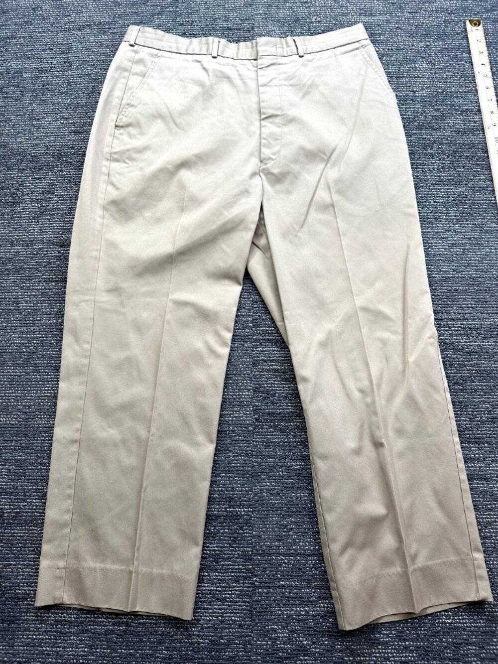 Levis Chinos Mens 36x32 Khaki Beige Flat Front Straight Leg Dress Pants